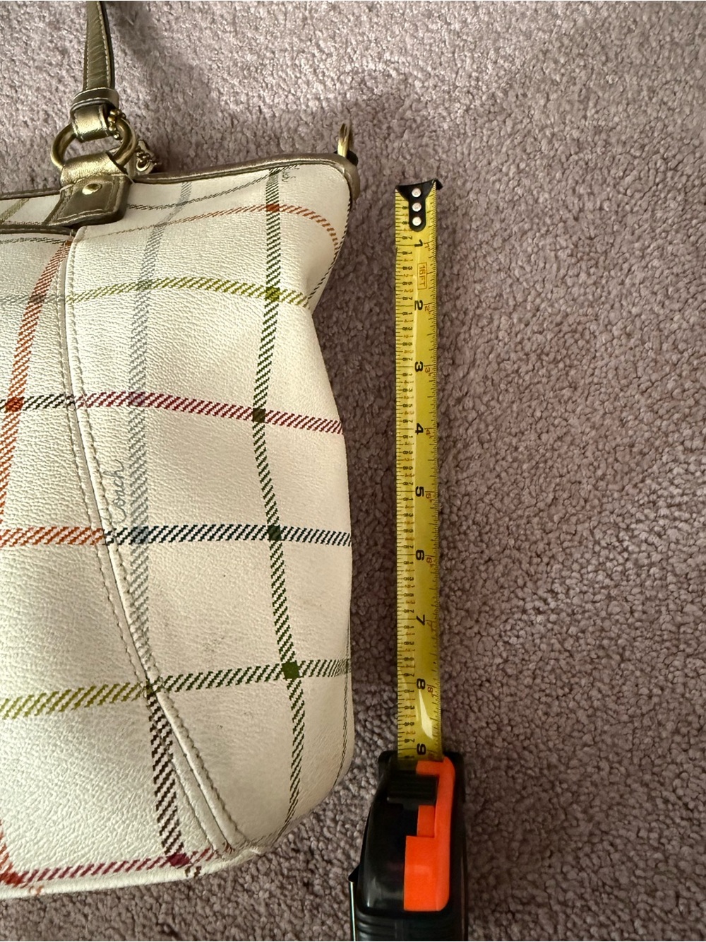 Coach Vintage Peyton Tattersall Tote cream and plaid design with gold detailing - Picture 5 of 16